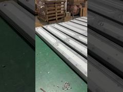 Wir stellen Ihnen explosionsgeschützte lineare industrielle IP66-Leuchten mit 50 W, 100 W und 200 W und ATEX-Einstufung vor