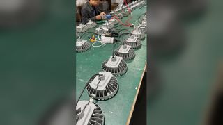 Explosionsgeschützte 5000K-LED-Beleuchtung mit 100–120 lm/W und IP66 für explosionsgefährdete Bereiche