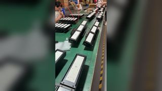 MeanWell ELG 250 W LED-Stadionbeleuchtung mit 130 lm/W Effizienz und IP65-Wasserdichtigkeit für den Außenbereich