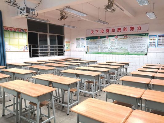 4000K Dimmbare LED-Klassenzimmerbeleuchtung mit 50.000 Stunden Lebensdauer für den Augenschutz