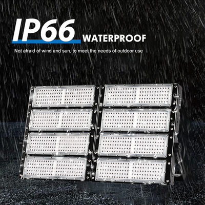 IP66 geschütztes Hochmastlicht mit mehreren Leistungsoptionen und effizienter LED-Lichtquelle für Stadien