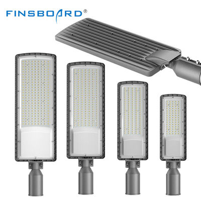 IP66 Wasserdichtheit 120LM/W Effizienz Druckguss Aluminium LED Straßenleuchte für Straßenbeleuchtung im Freien
