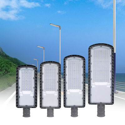 IP66 wasserdichte Druckguss-Aluminium-LED-Straßenleuchte mit hoher Helligkeit und 120 lm/W Effizienz