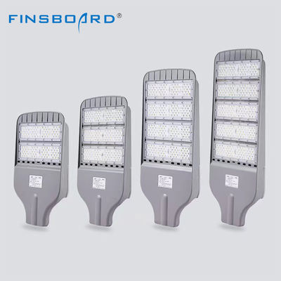 IP65 Wasserdichtes LED-Straßenlicht mit 100W/150W/200W Optionen und 3000K/4000K/6000K Farbtemperatur für Außenbeleuchtung