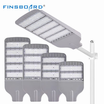 IP65 Wasserdichtes LED-Straßenlicht mit 100W/150W/200W Optionen und 3000K/4000K/6000K Farbtemperatur für Außenbeleuchtung