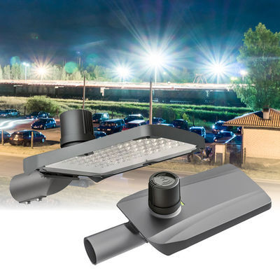 Einfache Installation Druckguss Aluminium IP66 Wasserdichte Lichtkontrolle Integrierte LED-Straßenleuchte