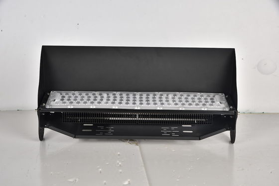 IP65 wasserdichte 250W LED-Hallenstrahler mit 138mm Dicke für Stadion- und Arenabeleuchtung