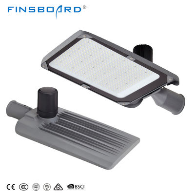 IP66 wasserdichtes Aluminiumgehäuse LED-Straßenleuchte mit 130-140lm/W Effizienz für Autobahnbeleuchtung