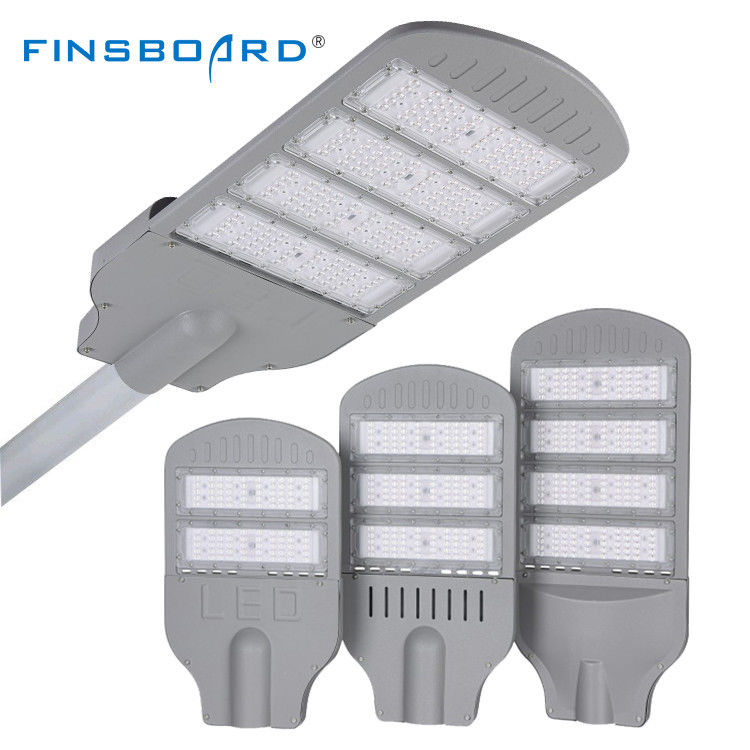Energieeinsparende 100 Watt Outdoor-LED-Straßenbeleuchtung mit IP65-Schutz und SMD3030-Chips für Autobahnen
