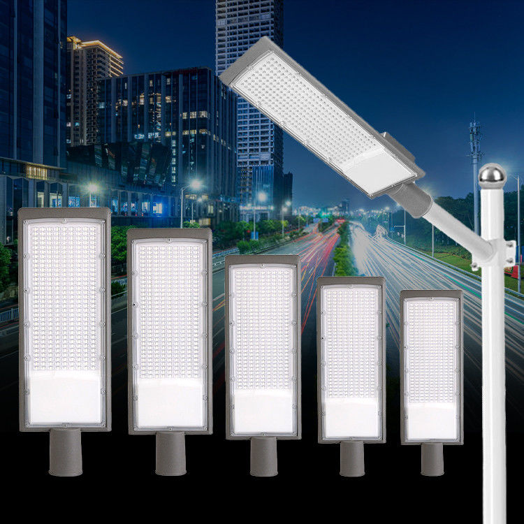 Wasserdichte IP66 LED-Straßenleuchte mit 120lm/W Effizienz und AC85-265V Weitspannung für Autobahnen