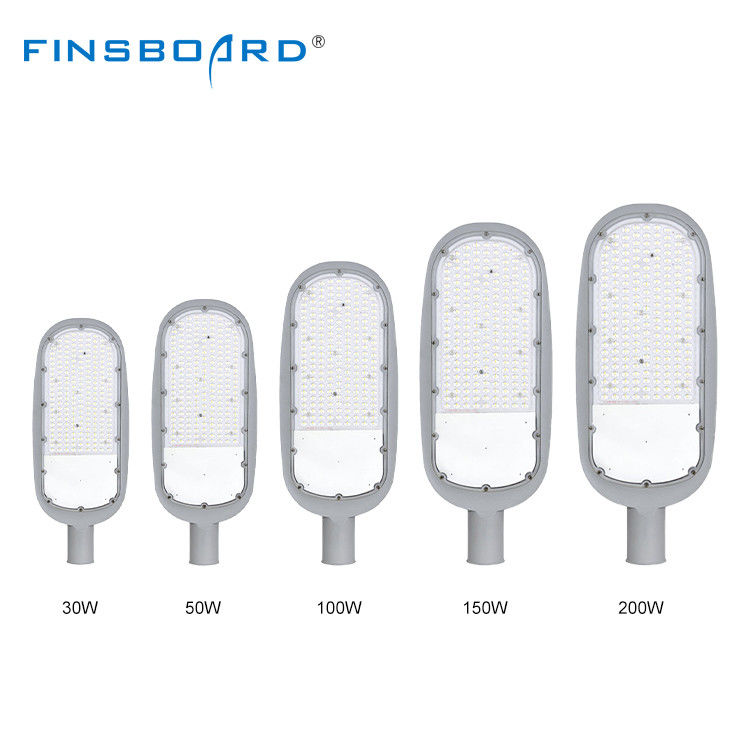 120lm/W hocheffiziente LED-Straßenbeleuchtung mit IP66-Wasserdichtheit und AC85-265V-Großspannung für Straßenbeleuchtung im Freien