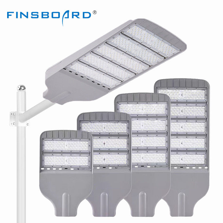 IP65 Wasserdichtes LED-Straßenlicht mit 100W/150W/200W Optionen und 3000K/4000K/6000K Farbtemperatur für Außenbeleuchtung