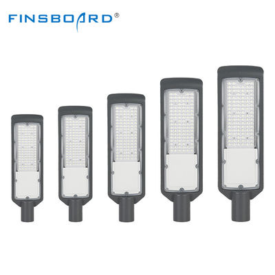 AC 85-265V IP65 wasserdichtes LED-Straßenlicht mit 125lm/w Lampeneffizienz